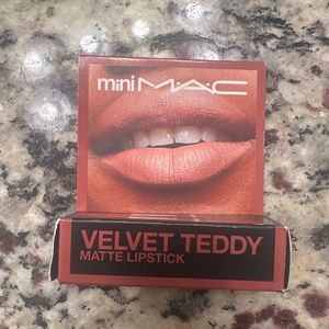 Mini Mac matte lipstick